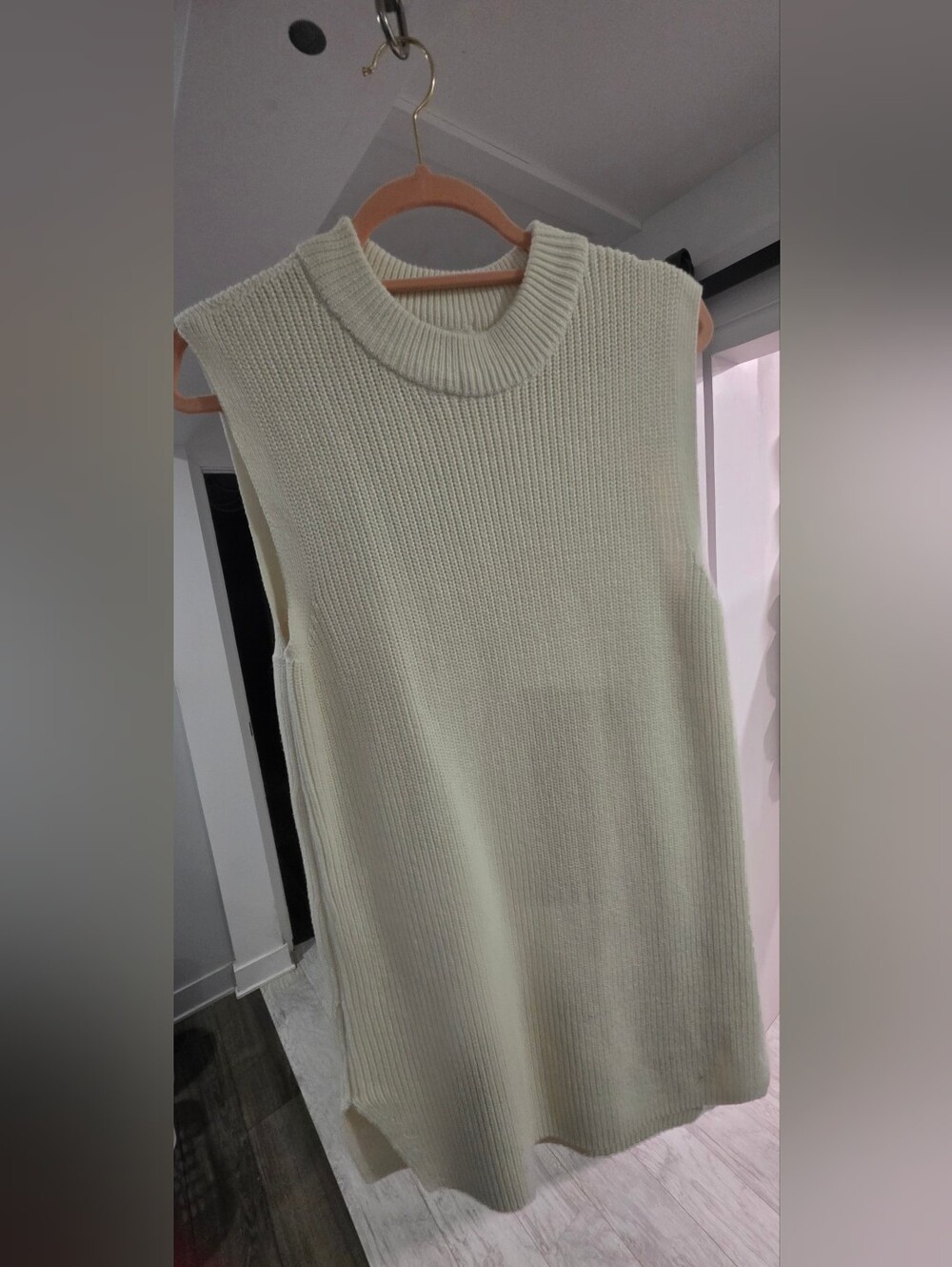 H&M Cream Sleeveless Knit Sweater Dress & Black Lace Trim Camisole